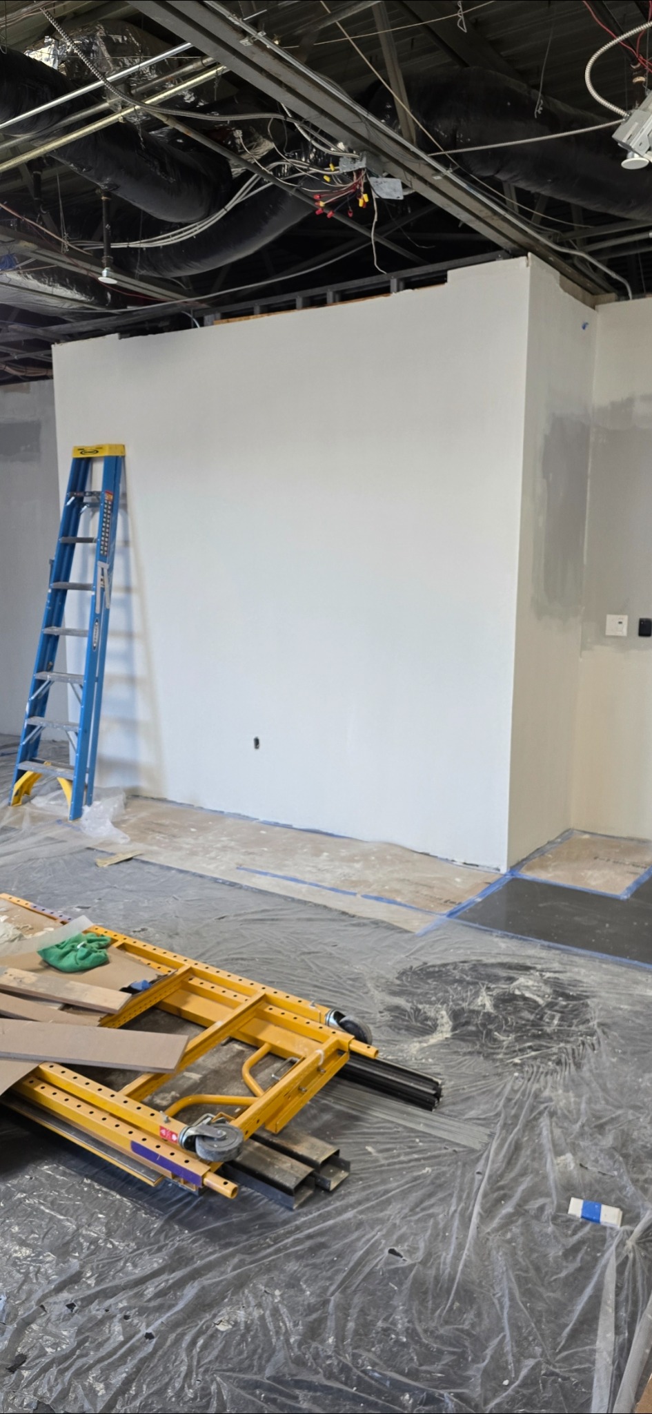 Drywall Hang & Finish